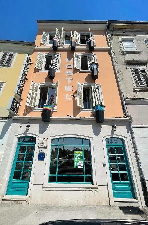 Hostel Pipistrelo Pula
