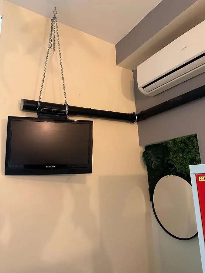 Hostel Pipistrelo Pula 0*,  Croatia
