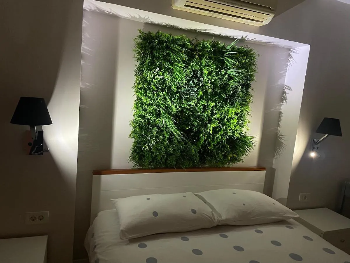 Hostel Pipistrelo Pula 0*,